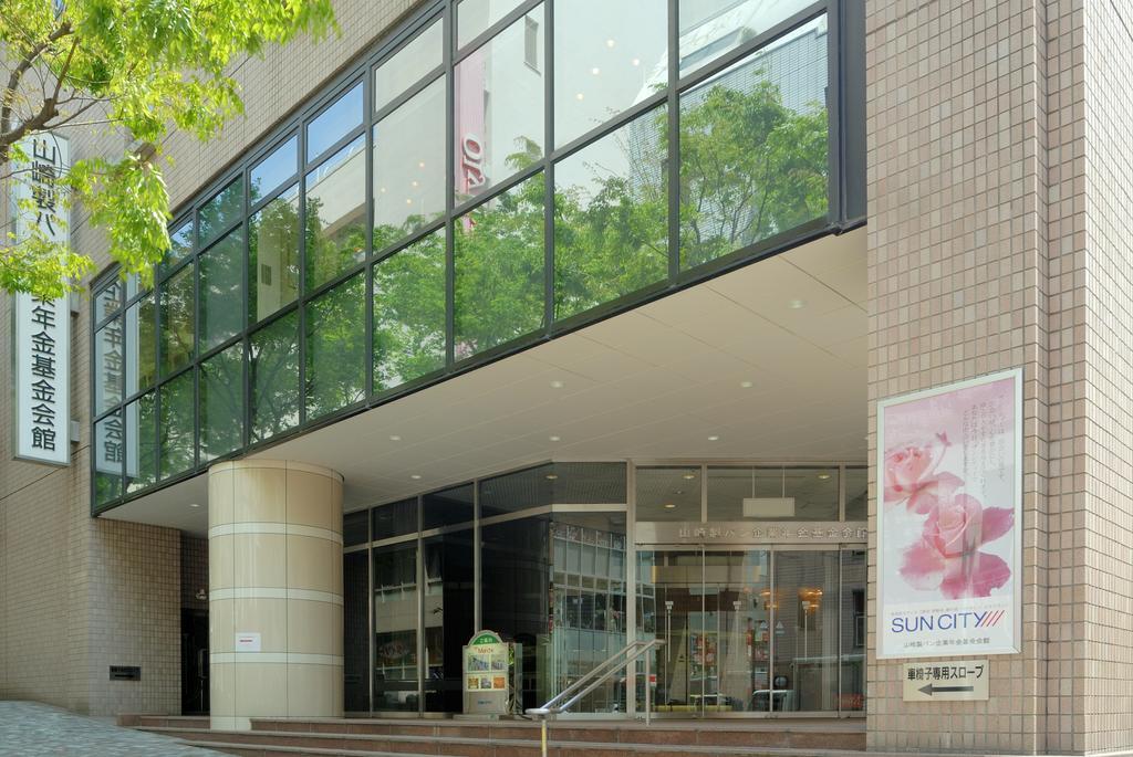 Yamazaki Seipan Pension Fund Hall Ichikawa Exterior photo