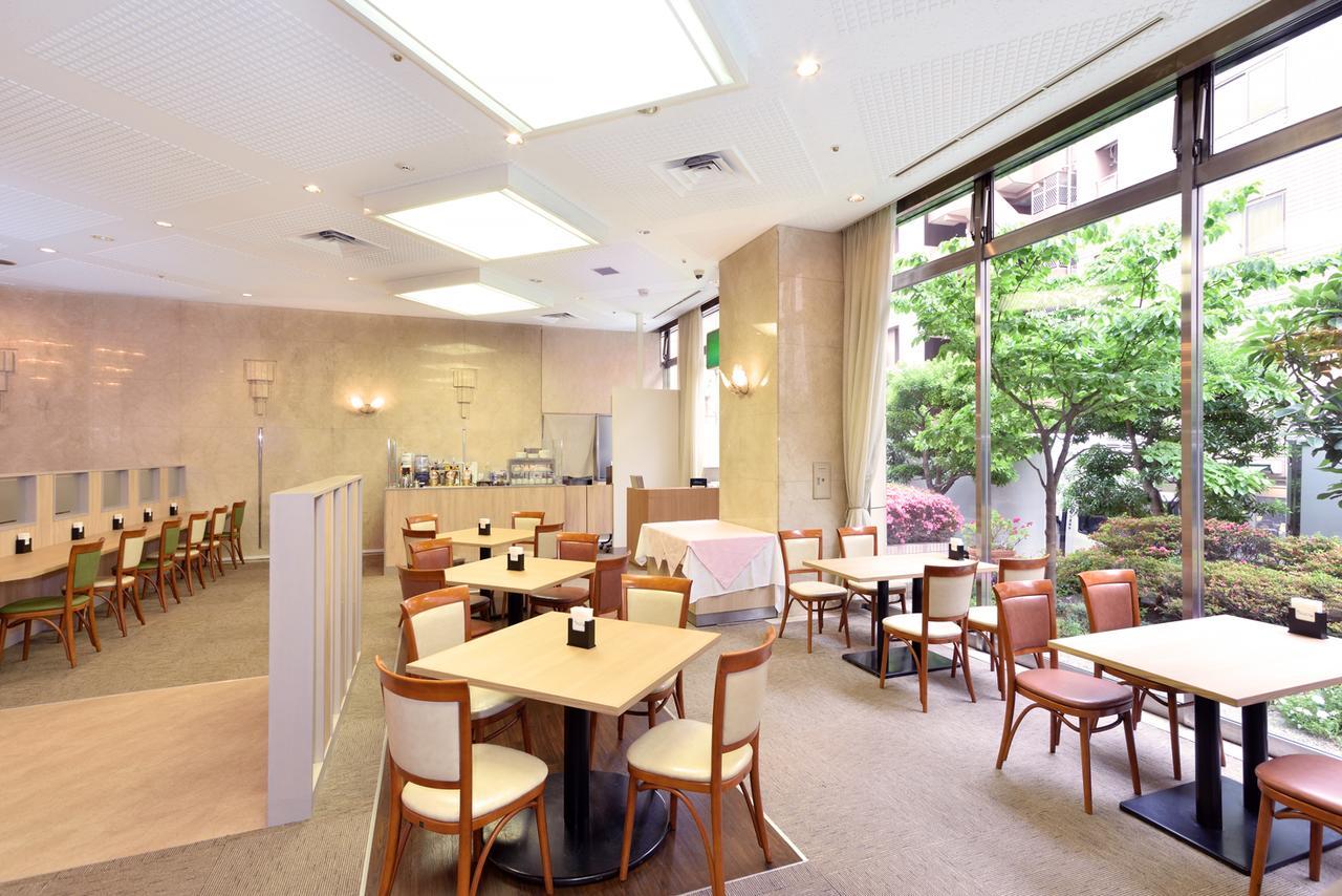 Yamazaki Seipan Pension Fund Hall Ichikawa Exterior photo